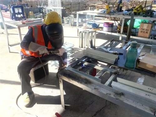 【一线投影】职业：σ蛩丶觳 筑牢职工健康防线